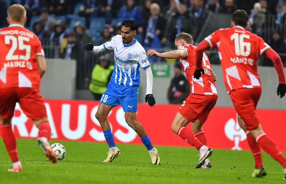 Victorie de prestigiu pentru olteni: Universitatea Craiova - Mainz 1-0. Nemții aveau doar victorii în Conference league