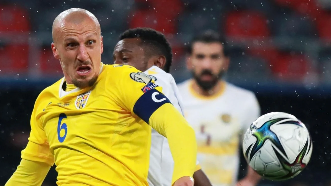 Vlad Chiricheș, căpitanul naționalei României, va juca la FCSB. Foto Sportpictures