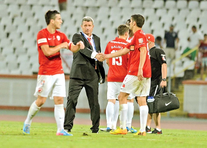 
    Mulţescu este unul dintre cei mai experimentaţi antrenori din Liga 1  