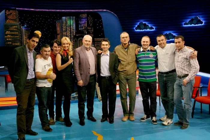 Mihai Gainusa si invitatii sai, intr-o editie speciala a “Cronicii Carcotasilor”, la Prima TV