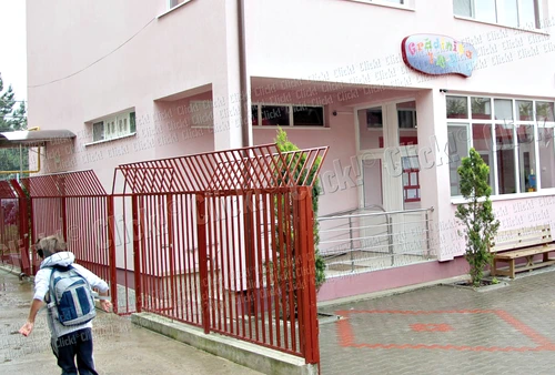 Epidemia a început la Grădiniţa “1 2 3”, unde şapte copii şi o educatoare s-au îmbolnăvit