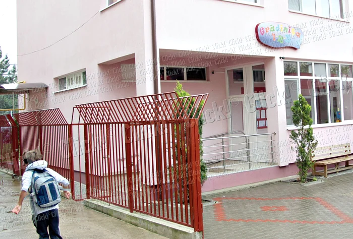 Epidemia a început  la Grădiniţa “1 2 3”,  unde şapte copii şi o educatoare  s-au îmbolnăvit