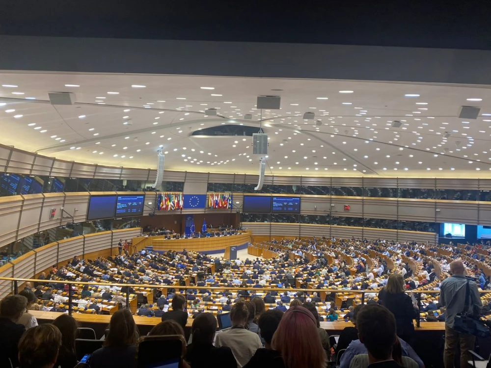 PE cere un buget mai mare pentru blocul comunitar. Siegfried Mureșan: Suntem pregătiți să ne implicăm