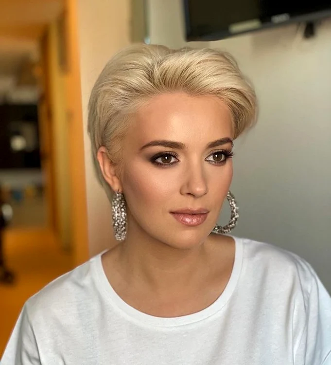 
    Diana Dumitrescu a trecut prin momente grele după divorțfoto: Instagram  