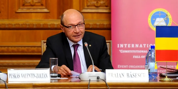 Traian Basescu FOTO Facebook Alături de Preşedintele Nostru