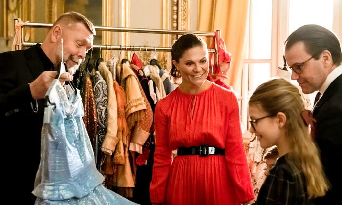 Familia Regala suedeza, Printesa Mostenitoare Victoria a Suediei, Printul Daniel, Printul Oscar si Printesa Estelle pagina oficiala, Soren Vilks, Kungliga Operan (7) jpg