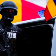 politist foto mai jpg