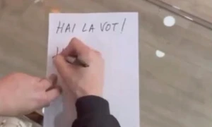 mesaj Sebastian Stan, Captura video jpg