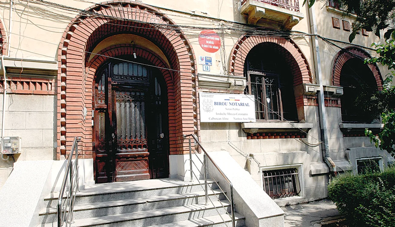 Blocul de pe strada  Londra are bulină roşie  şi reprezintă pericol public.  Ca el mai sunt alte 109