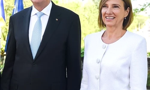 5 klaus iohannis si sotia carmen 5 jpg jpeg