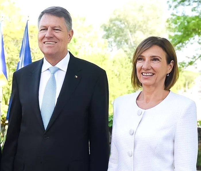 5 klaus iohannis si sotia carmen 5 jpg jpeg