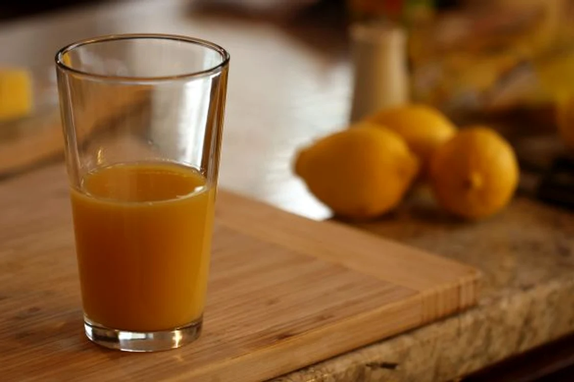 
    Fiind o băutură bogată în antioxidanți, acest remediu luptă împotriva cancerului. www.clickpentrufemei.ro  