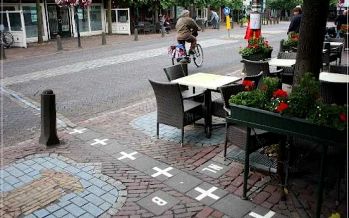 Graniţa dintre Belgia şi Olanda. Sursa: Panoramio