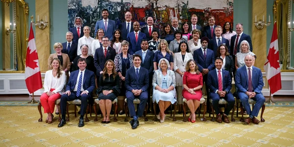Guvernul Canadei cu Justin Trudeau in prim plan Foto Facebook Justin Trudeau