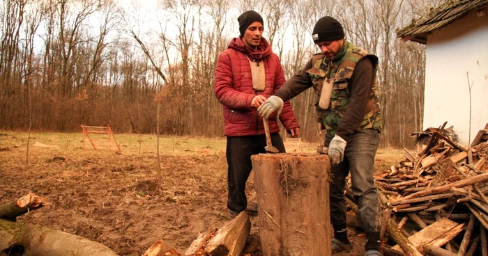 Lucian şi Augustin Viziru, la muncă împreună în „Ferma Vedetelor“ FOTO Pro TV