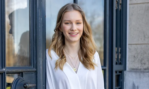 Printesa Eleonore a Belgiei la 16 ani FOTO Casa Regală (2) jpg