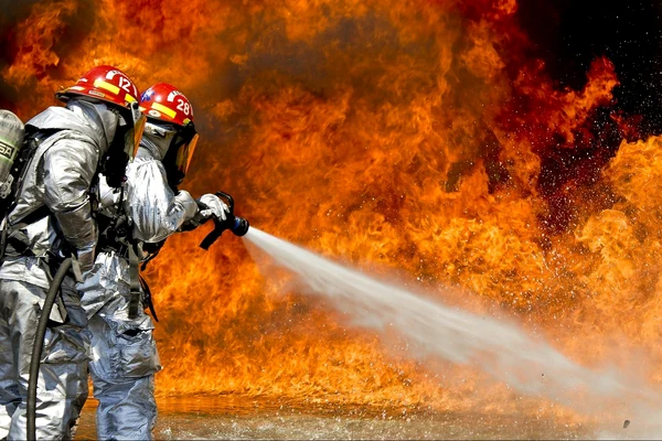 Incendiile au cauzat cele mai costisitoare daune plătite anul trecut