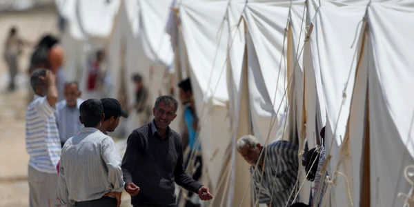 Represiunea din Siria a creat un adevărat exod de populaţie. În foto, o tabără de refugiaţi la graniţa cu Turcia, în oraşul Boynuegin.