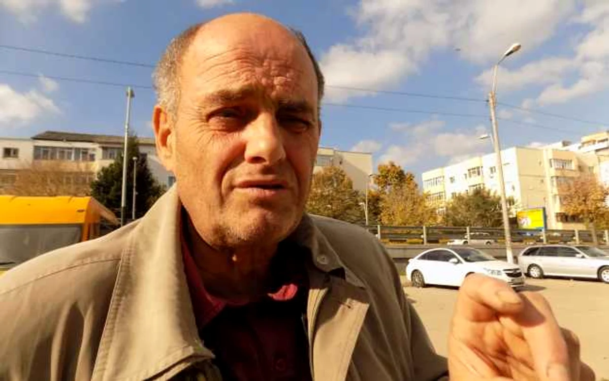 Inventatorul băcăuan Nicolae Constantinescu vrea muntele de fosfogips şi ameninţă Primăria Bacău cu judecata FOTO Mircea Merticariu