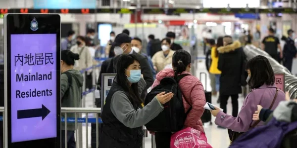 Sute de mii de persoane sunt așteptate să călătorească în China în următoarele săptămân Jerome Favre EPA EFE Shutterstock webp