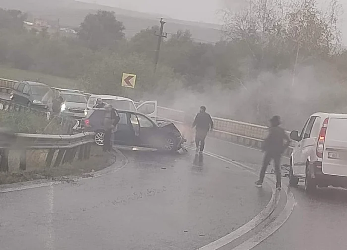 accident DN 1 Sibiu, foto Facebook jpg