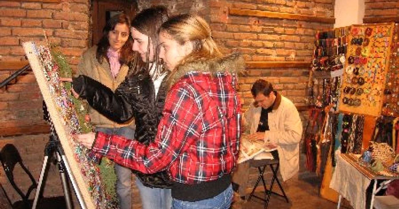 Mii de vizitatori au trecut pragul expoziţiei, la ediţiile precedente
