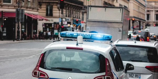 politie Franta foto Unsplash.com