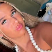 adolescenta ucisa in leeds, marea britanie foto West Yorkshire Police png