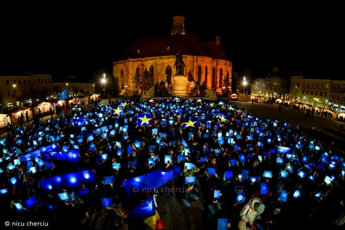proteste cluj steagul europei. foto nicu cherciu