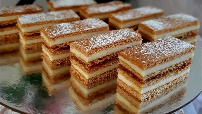 Prăjitura Albinița / foto: captura video AnaBella Sweets