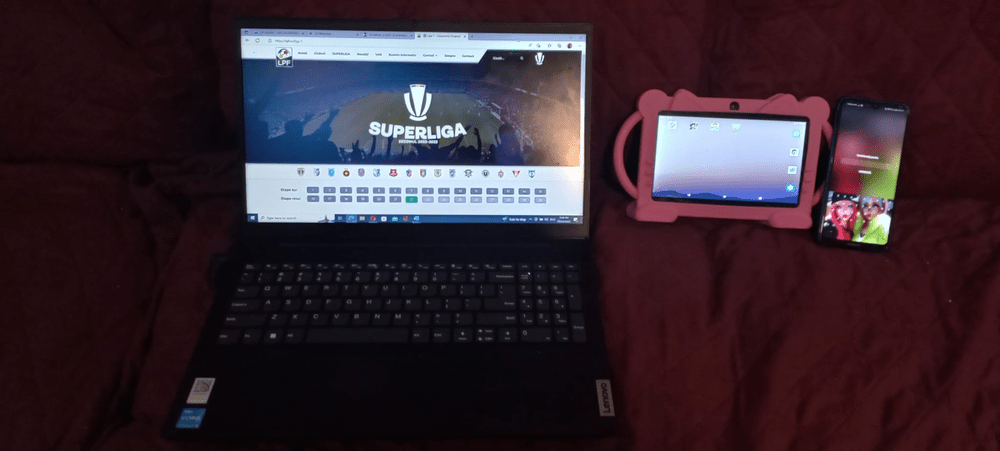 Un bărbat a păstrat produsele returnate unui comerciant online, deși a încasat banii