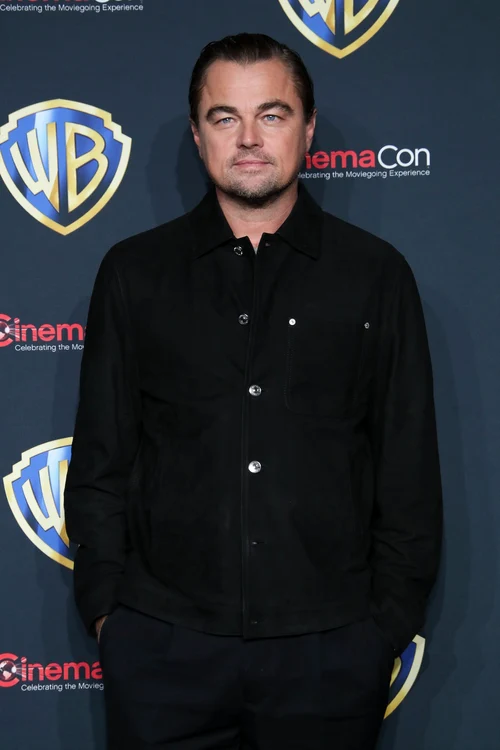 Leonardo DiCaprio încearcă să pară mai tânăr (Foto: Profimedia)