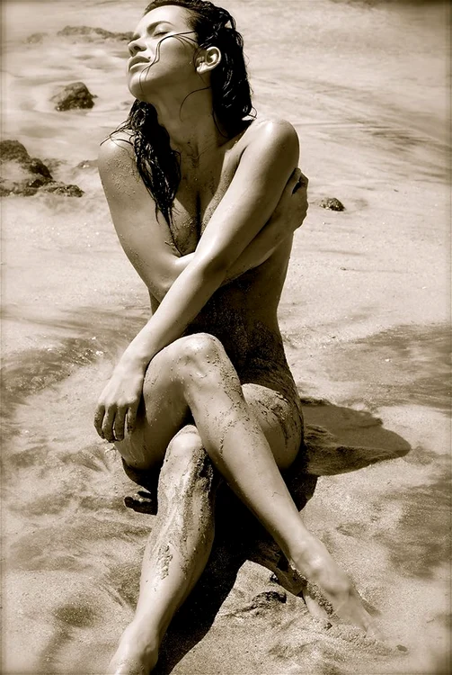 Inna (Foto: Facebook)