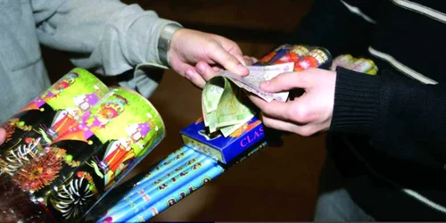 Petardele au fost confiscate de poliţişti (Arhiva Adevărul)