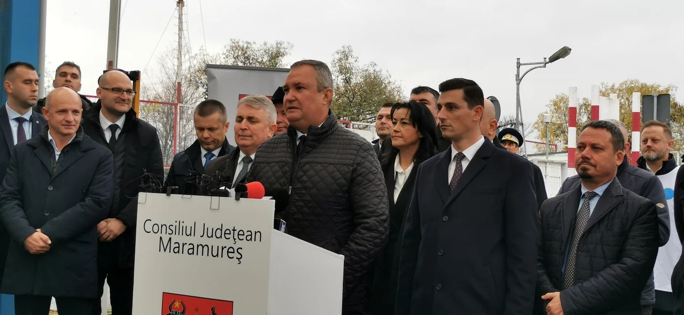 Premierul a susținut o conferință de presă în Maramureș   FOTO Angela Sabău