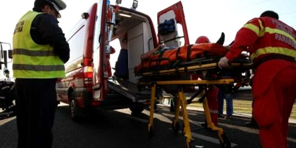 Braşov: Posibilă poluare a pârâului Teliu, în urma accidentului de pe DJ 103D