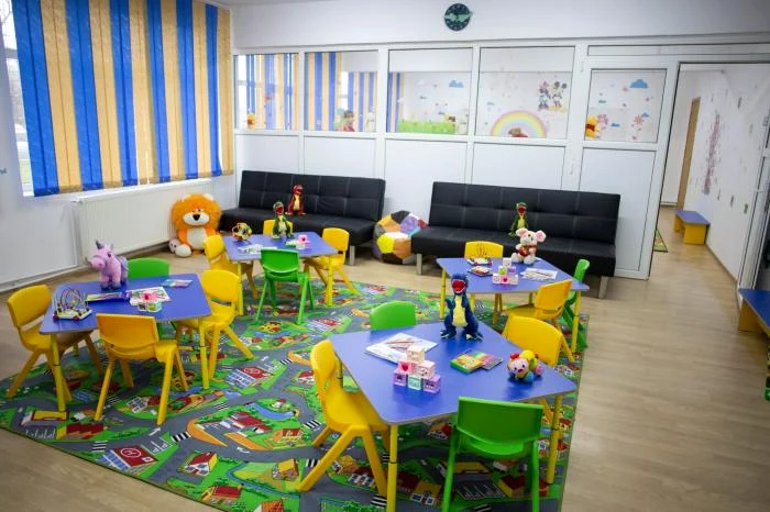 Educatoarele din Ploieşti îi dădeau mită directoarei, pentru a fura produse Foto: arhivă