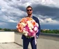 Bogdan Vlădău, cu flori pentru fetele lui png