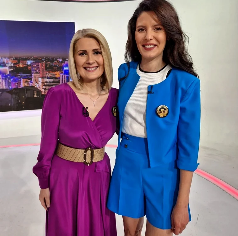 Alessandra Stoicescu și Ramona Păuleanu în platoul Observator
