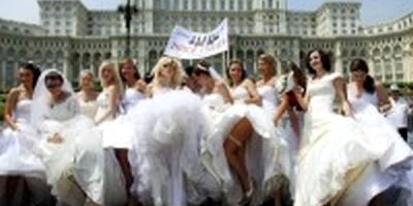 Cea mai mare paradă a mireselor Foto: World Records Academy