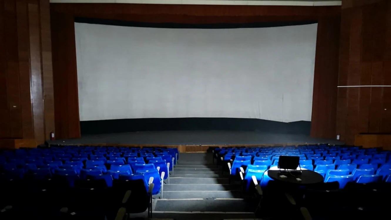 Vechiul cinematograf Timiş devine o amintire FOTO Ş.Both