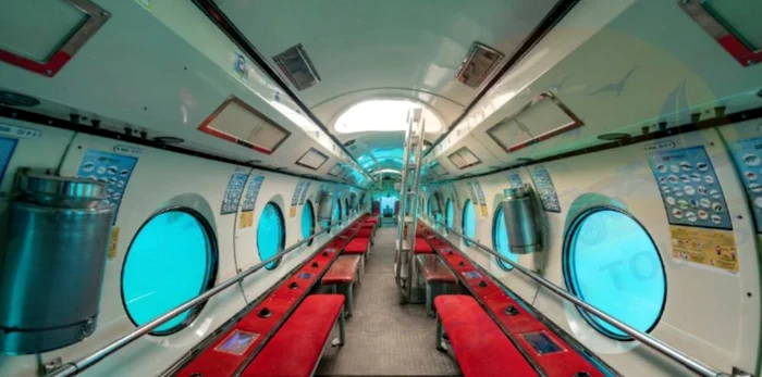 Interiorul submarinului Sindbad, scufundat în Marea Roșie. FOTO: Facebook / Cacao tours
