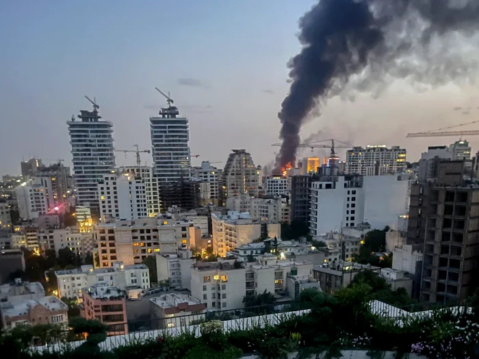 Iranul a bombardat orașe din Israel