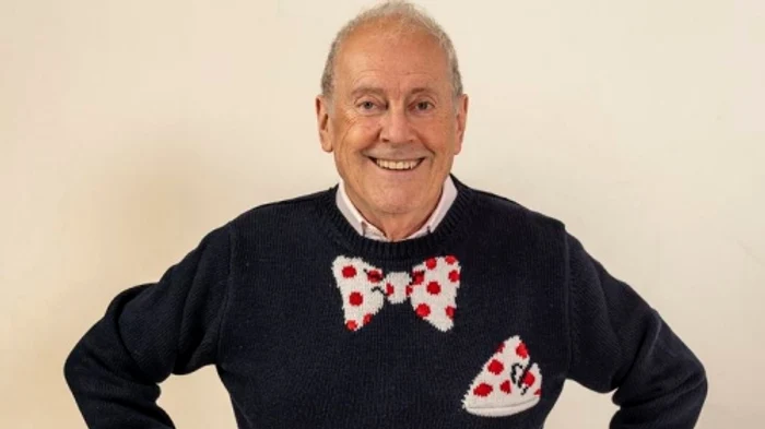 Scriitorul Gyles Brandreth este prieten cu Regele Charles al III-lea / foto: Pinterest