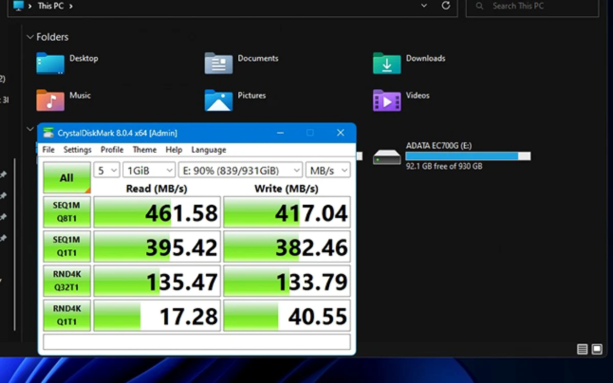ADATA RGB Lightning EC700G test viteza CrystalDiskMark