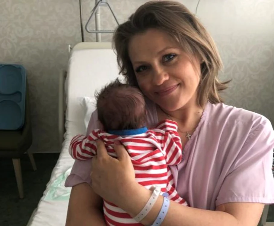 
    Soțul Mirelei Vaida apare rar în pozele vedetei Foto: Arhivă personală   