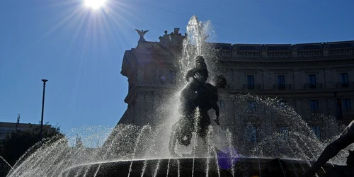 Fântâna istorică Naiadi, din Piazza della Repubblica, Roma  Foto Pixabay