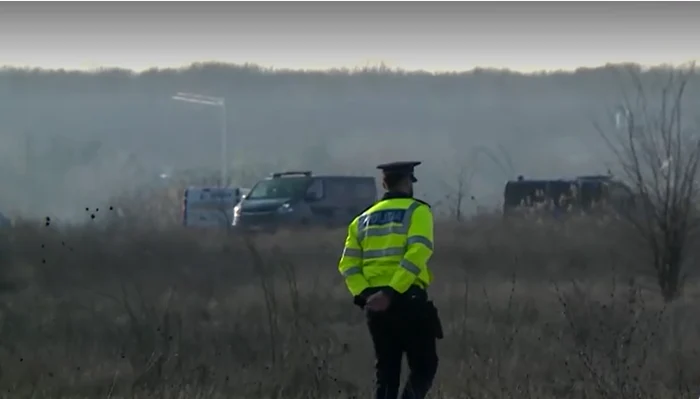 Cadavrul secționat a fost găsit pe un câmp. FOTO captură Stirileprotv.ro