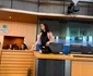 Fiica vedetei, Violeta Bănică, a făcut parte din echipa organizării evenimentului,  pentru că este într-un stagiu de vară la Parlamentul European