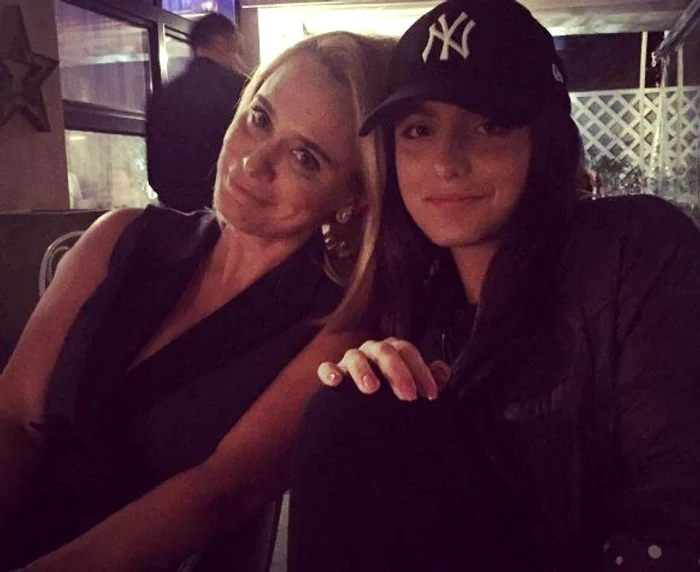 
    Andreea Esca și Alexia sunt foarte bune prieteneFoto: arhivă personală  